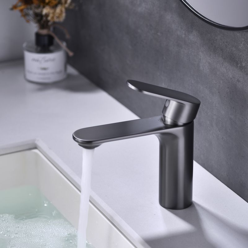 2012-30 Brass sleek single lever deck-mounted hot&cold water mixer, basin mixer