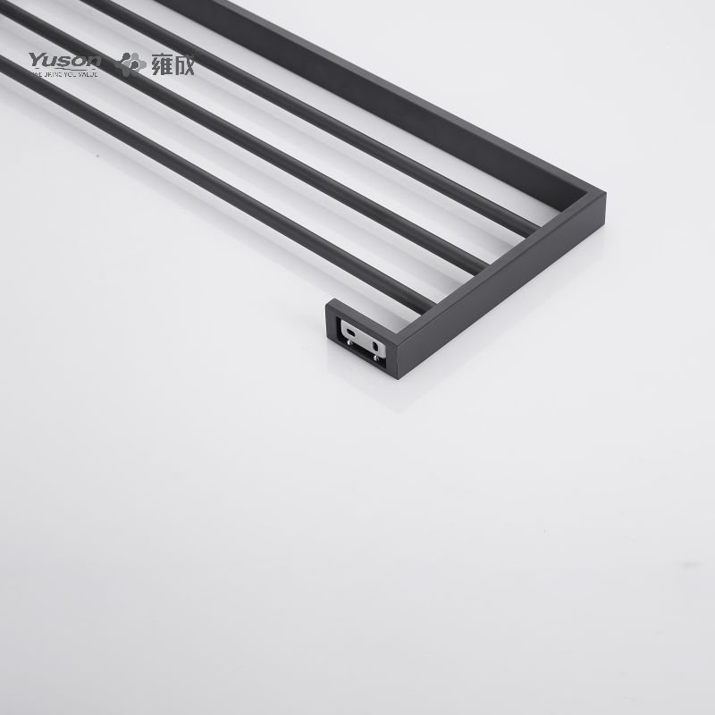 12762 Towel Rack